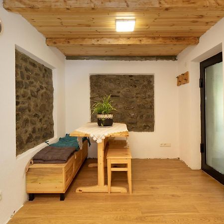 La-Marti, Idyllische Unterkunft Mit Kamin Bagdati Ngoại thất bức ảnh