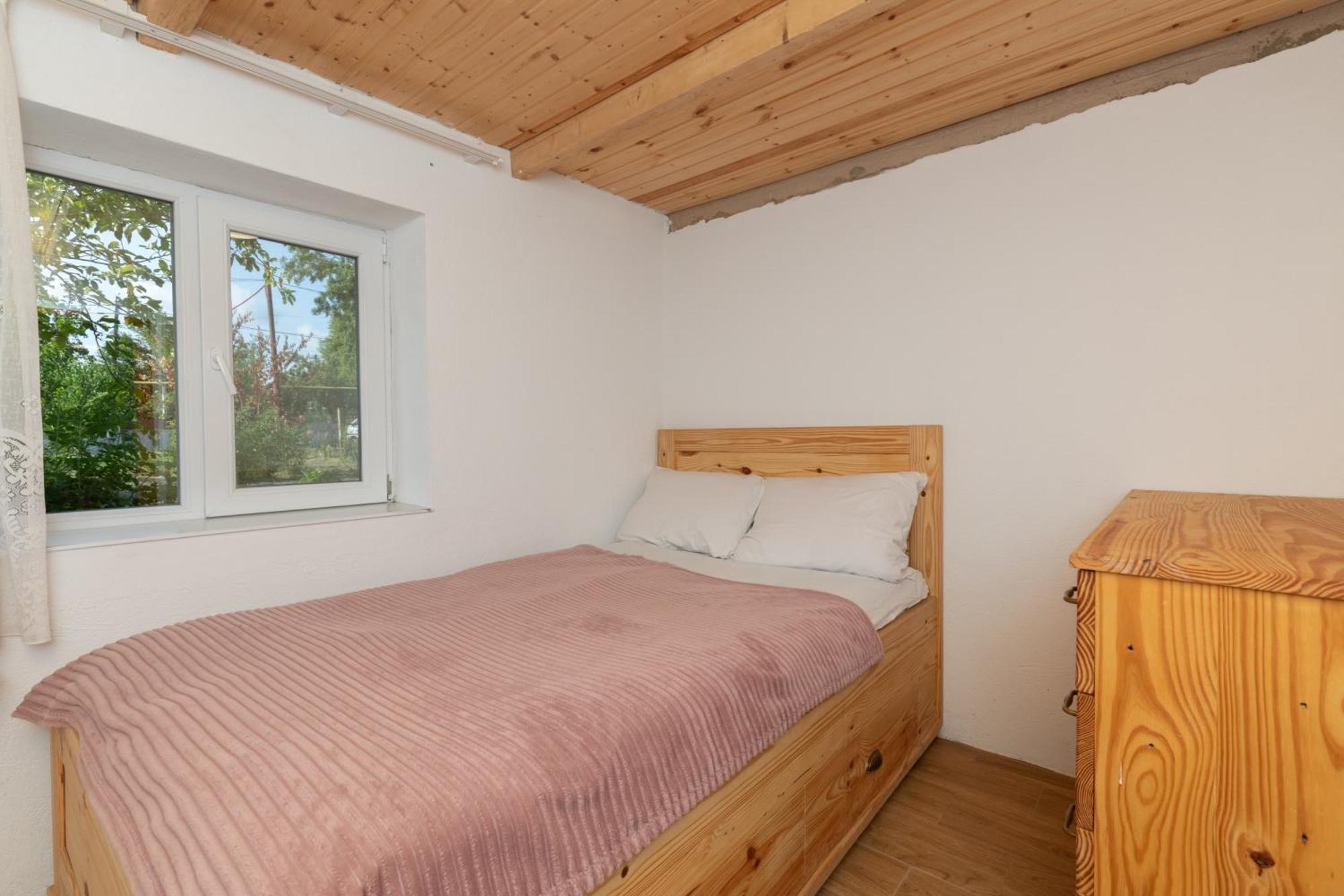 La-Marti, Idyllische Unterkunft Mit Kamin Bagdati Ngoại thất bức ảnh