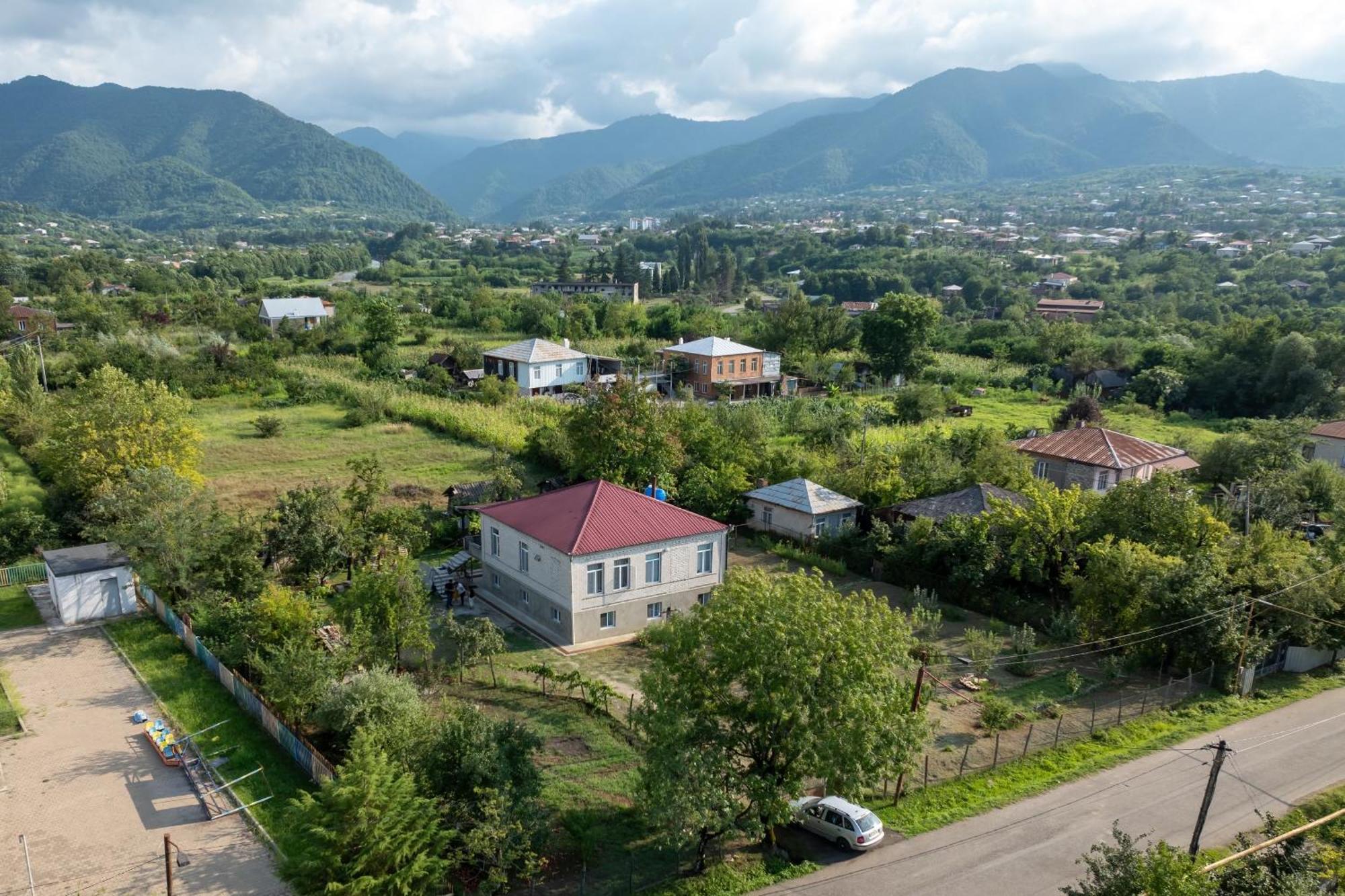 La-Marti, Idyllische Unterkunft Mit Kamin Bagdati Ngoại thất bức ảnh